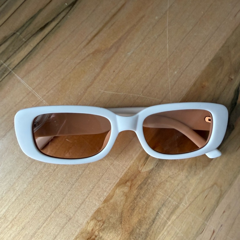 White Rectangular Sunglasses 🕶️ 🤍